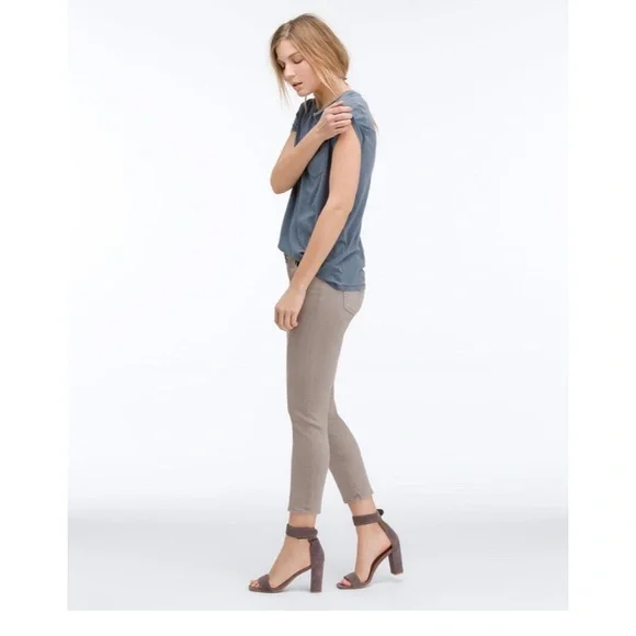 AG the Slit crop Jeans in gray